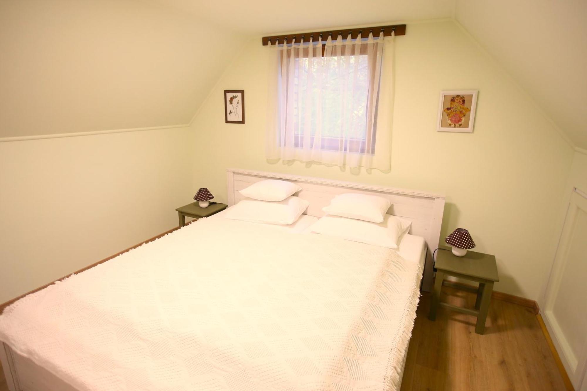 Appartement Góhér pince és vendégház à Csaszartoltes Extérieur photo