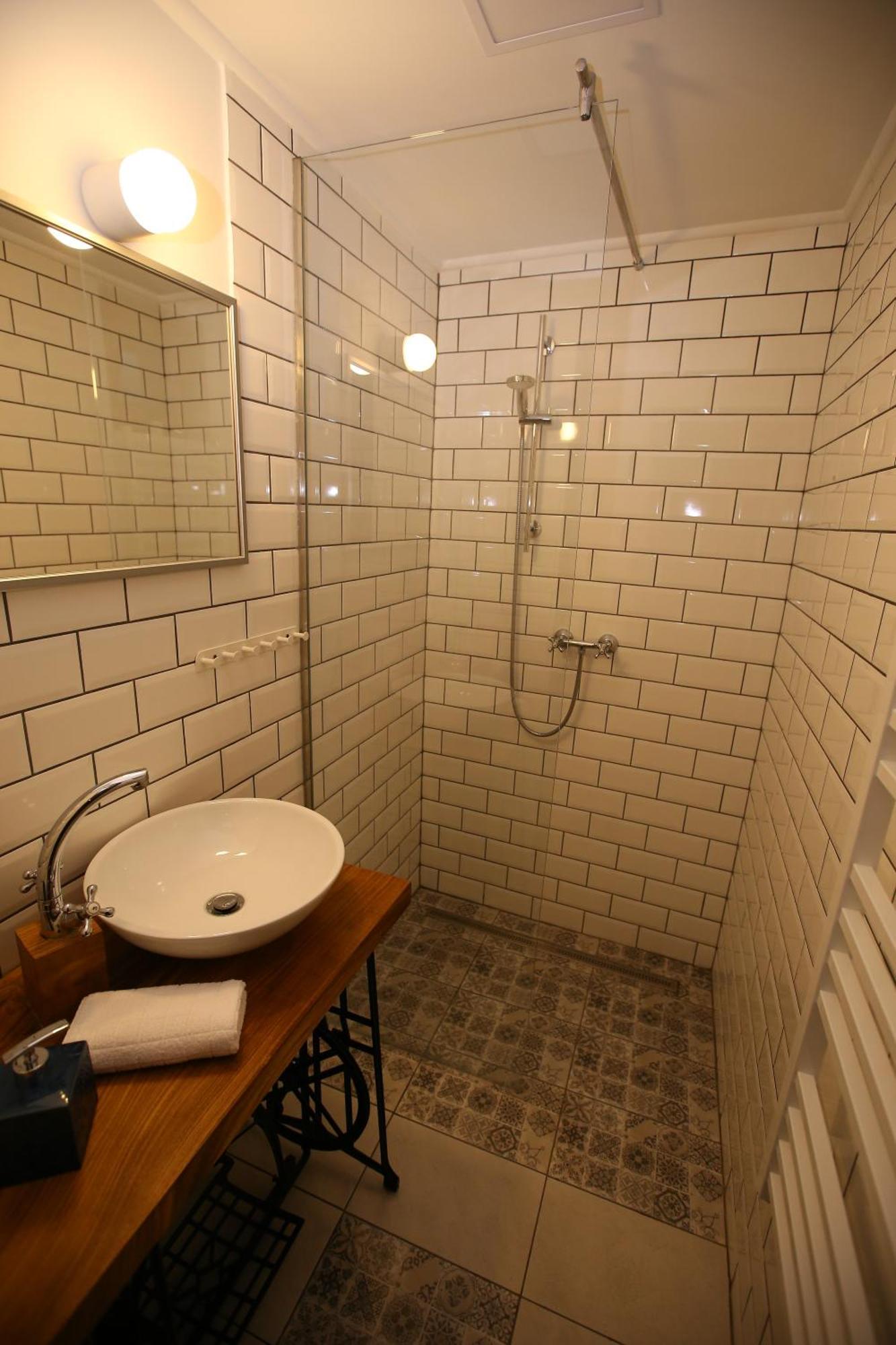 Appartement Góhér pince és vendégház à Csaszartoltes Extérieur photo